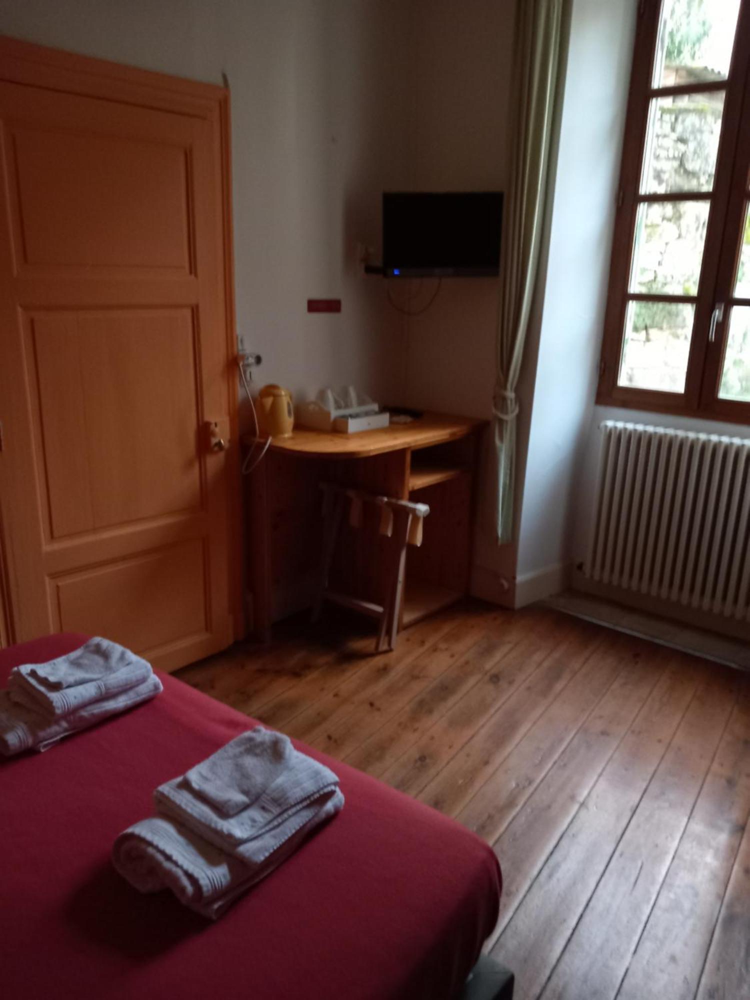Chambre D'Hotes La Tour De Brazalem Nérac Eksteriør billede